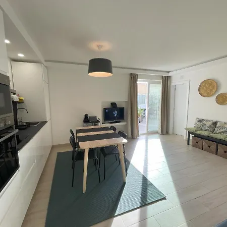 That Place For U - Blue House Apartment