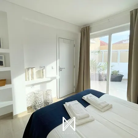 That Place For U - Blue House Apartment