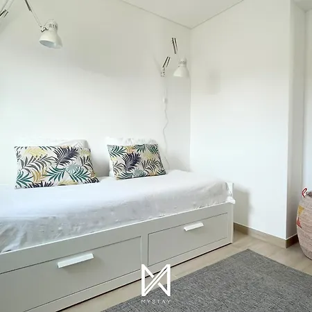 That Place For U - Blue House Apartment Costa da Caparica