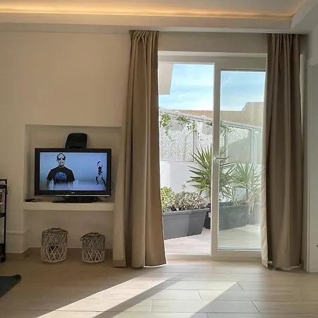 That Place For U - Blue House Apartment